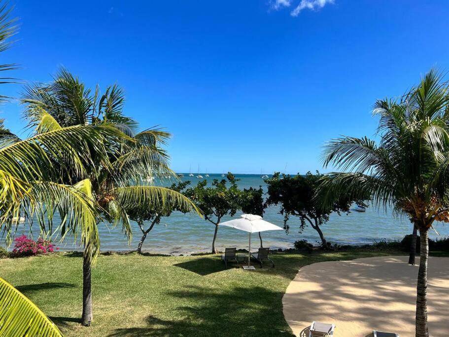 Latitude Luxury Seafront Suite Rivière Noire エクステリア 写真